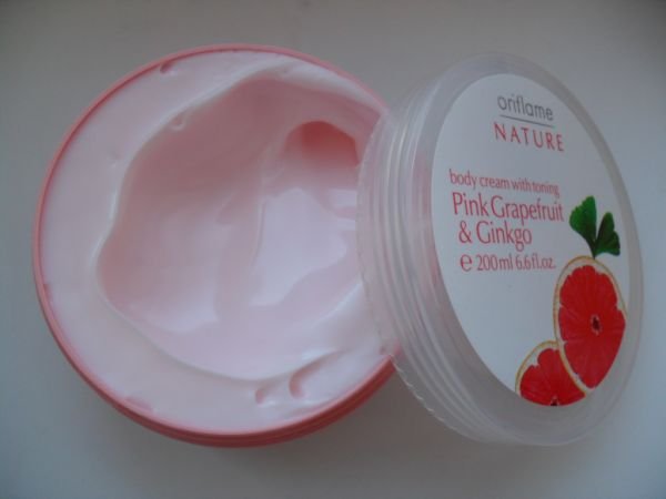 Тонизирующий крем для тела « Розовый грейпфрут и гинкго» от Oriflame отзывы – LadiesProject