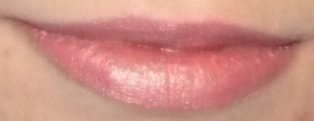 Увлажняющая губная помада "Притяжение цвета" от Oriflame отзывы – LadiesProject