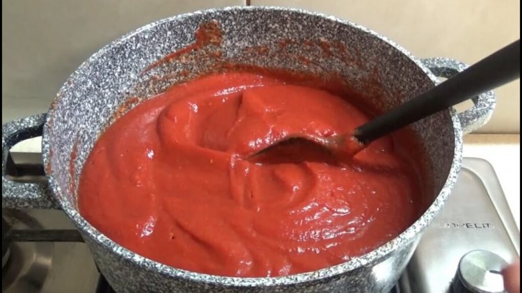Как и зачем обжаривать томатную пасту: все о нюансах приготовления вкуснейших блюд